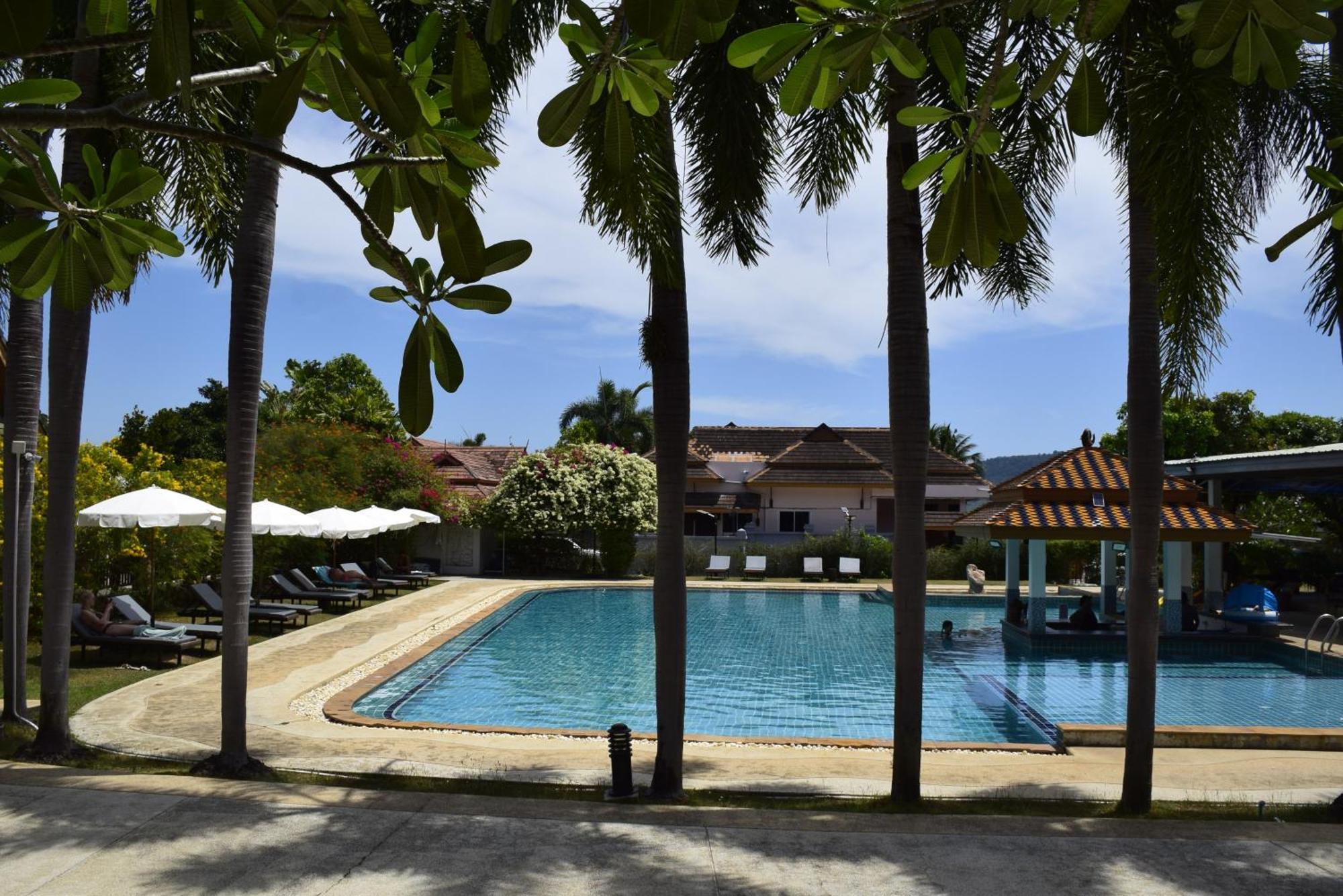 Blue Beach Grand Resort And Spa In Chalong Phuket By Dayuu Ban Saiyuan Exteriör bild